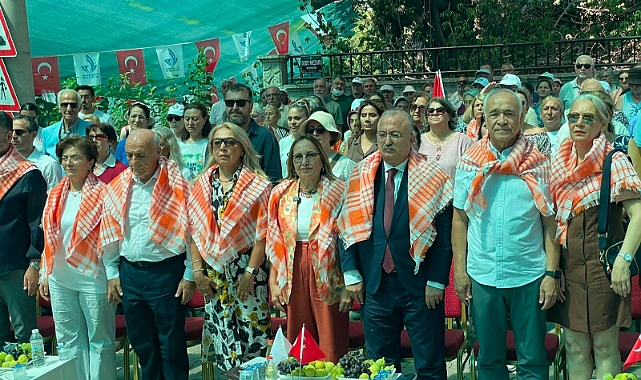 Güzelbahçe'de Bardacık Festivali 12'nci kez düzenlendi
