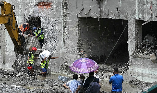 Himalaya felaketinde yeni kabus: 933 hidroelektrik çalışanından haber alınamıyor