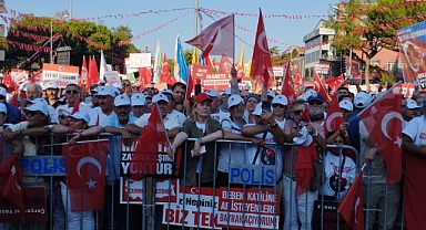 'Bayrak açıyorum' mitinginde Dervişoğlu: Bizim için bu teröre af yasasıdır, tsunaminin ilk dalgasıdır