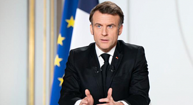 Macron: Suudi Arabistan'la Fransa'da 6 milyar Avroluk yatırımla 3 tema parkı kurulacak