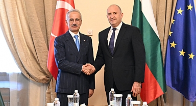 Uraloğlu: Bulgaristan, Avrupa'ya uzanan ulaştırma hatlarında önemli bir ortak