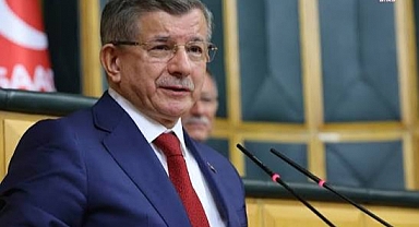 Ahmet Davutoğlu hakkında 