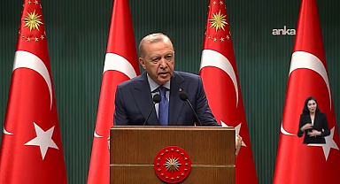 Cumhurbaşkanı Erdoğan: Türkiye'yi köksüz ve ruhsuz hale getirme projelerini kabul etmiyoruz