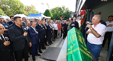 İBB Başkanvekili Nuri Aslan'ın babası Muharrem Aslan İçin Garipdede Cemevi'nde cenaze töreni düzenlendi