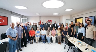 İYİ Parti Kartal'dan Saadet Partisi ve Yeni Parti'ye ziyaret