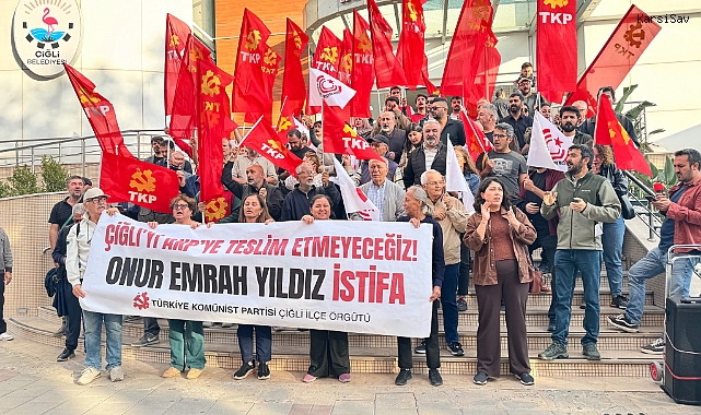 TKP'den AK Parti'ye geçen Çiğli Belediye Başkanı Yıldız'a istifa çağrısı