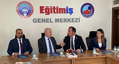 Ümit Özdağ'dan öğretmenlere çağrı: 