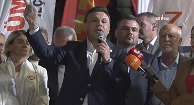 Üsküdar'da seçim öncesi gövde gösterisi: Özgür Çelik ve Yaşar Tüzün'den kritik mesajlar