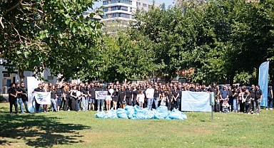 Waternet, Caddebostan'da 44 kilo atık ve 4 bin 450 sigara izmariti topladı