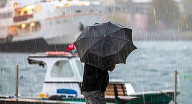 AKOM'dan İstanbul için fırtına ve kuvvetli sağanak uyarısı: 13 ilçede yoğun yağış bekleniyor