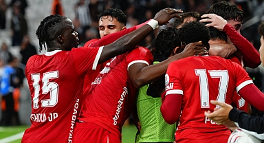 Beşiktaş, Başakşehir'i 2-0 mağlup etti