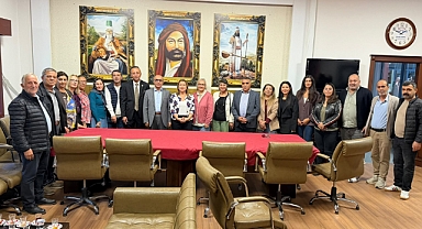 CHP Kartal İlçe Başkanı Gülşen Neşe Büklü'den Kartal Cemevi Vakfı'na ziyaret