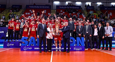 Galatasaray, AXA Sigorta Şampiyonlar Kupası'nın sahibi oldu! Ziraat Bankkart'ı 3-1 mağlup etti