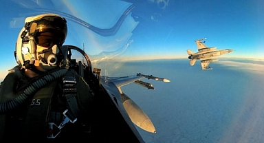 Karadeniz'de gerilim tırmanıyor: Romanya F-16'ları hava sahasına giren iki İHA'yı düşürdü