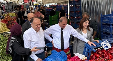 Nuri Aslan Pendik’te esnaf ve vatandaşlarla buluştu