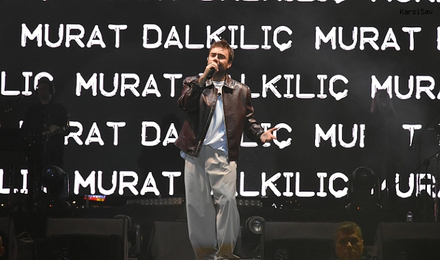 Pendik’te Cumhuriyet’in 103. yılı Murat Dalkılıç konseriyle kutlandı