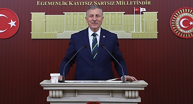 Selçuk Özdağ'dan Mekke Savunma Anlaşması'na tepki: “Türk ticari gemileri açık hedef haline gelecektir”